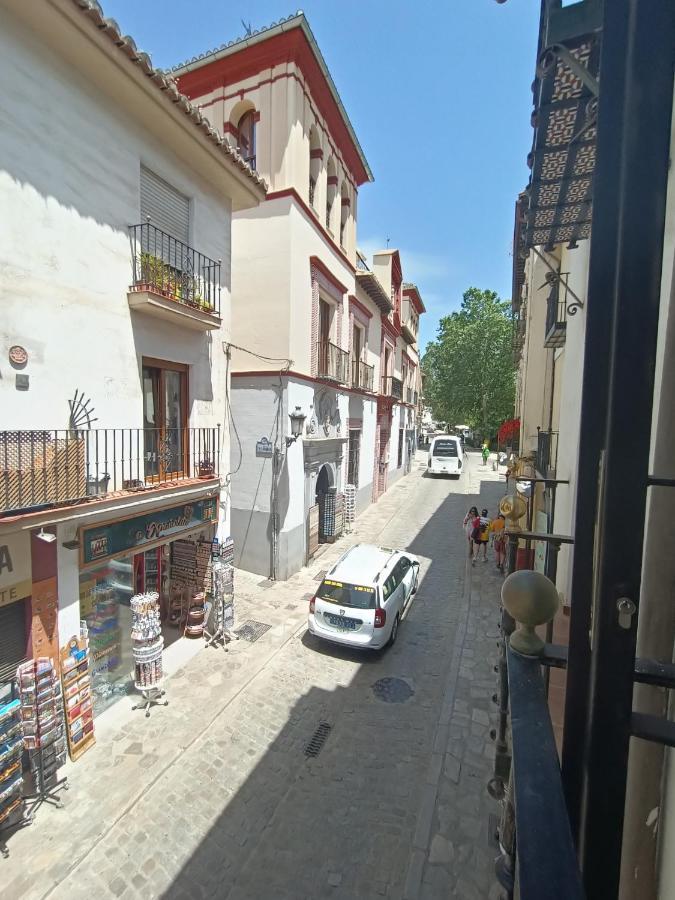 شقة Andalusian Daydream At The Foot Of The Alhambra ! غرناطة المظهر الخارجي الصورة